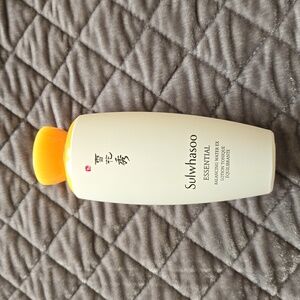 Sulwhasoo Essential Balancing Water Ex NWOT